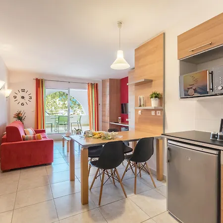 Hoteliere Natureva & Ξενοδοχείο με διαμερίσματα Agde
