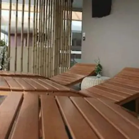 Ξενοδοχείο με διαμερίσματα Hoteliere Natureva &