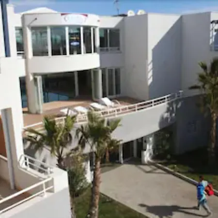 Ξενοδοχείο με διαμερίσματα Hoteliere Natureva &