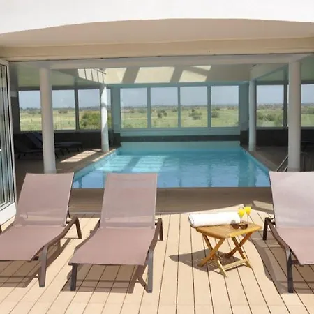 Hoteliere Natureva & מלון דירות