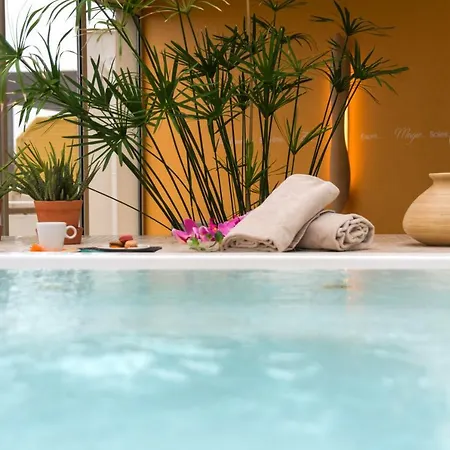 Hoteliere Natureva & 4* アグド