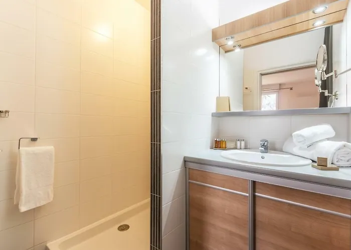 Résidence Hôtelière Natureva&spa Aparthotel 4*